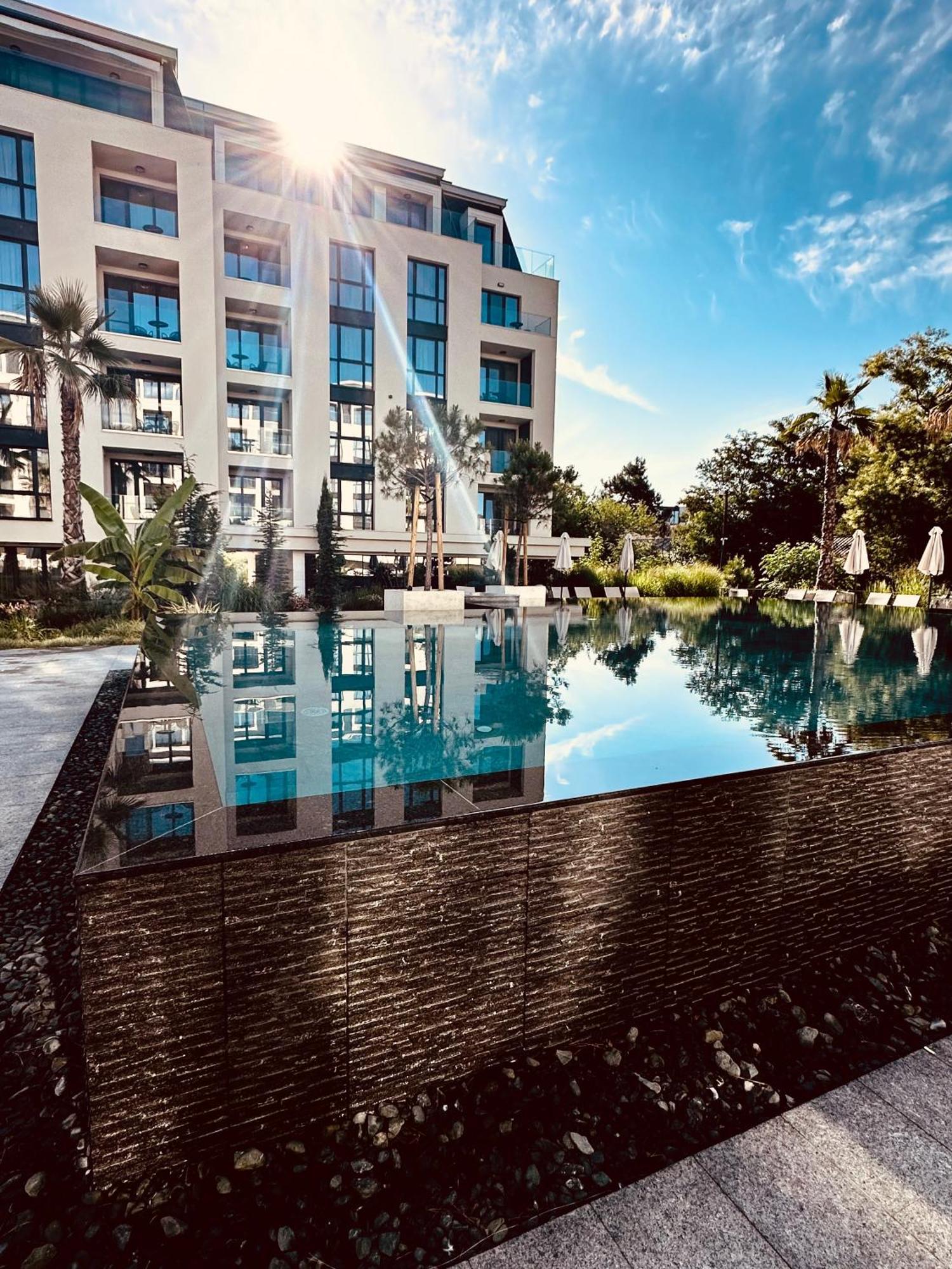 Azur Premium Resort 圣君士坦丁和海伦那 外观 照片